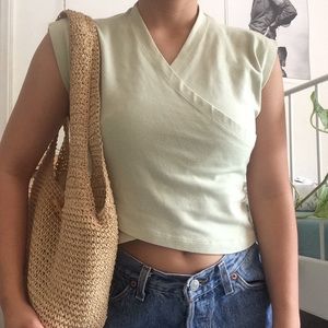 Green wrap cropped 90s women’s tank top